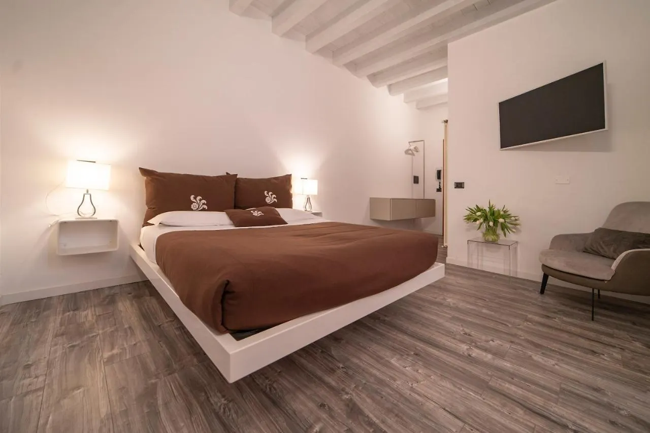 Bed & Breakfast Albergo Diffuso Vulcano Village Castro
