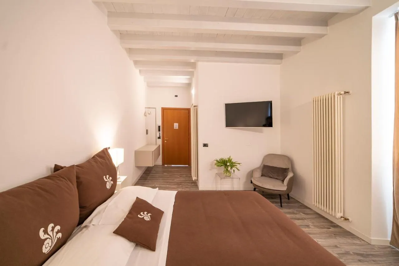 Albergo Diffuso Vulcano Village Castro  Bed & Breakfast