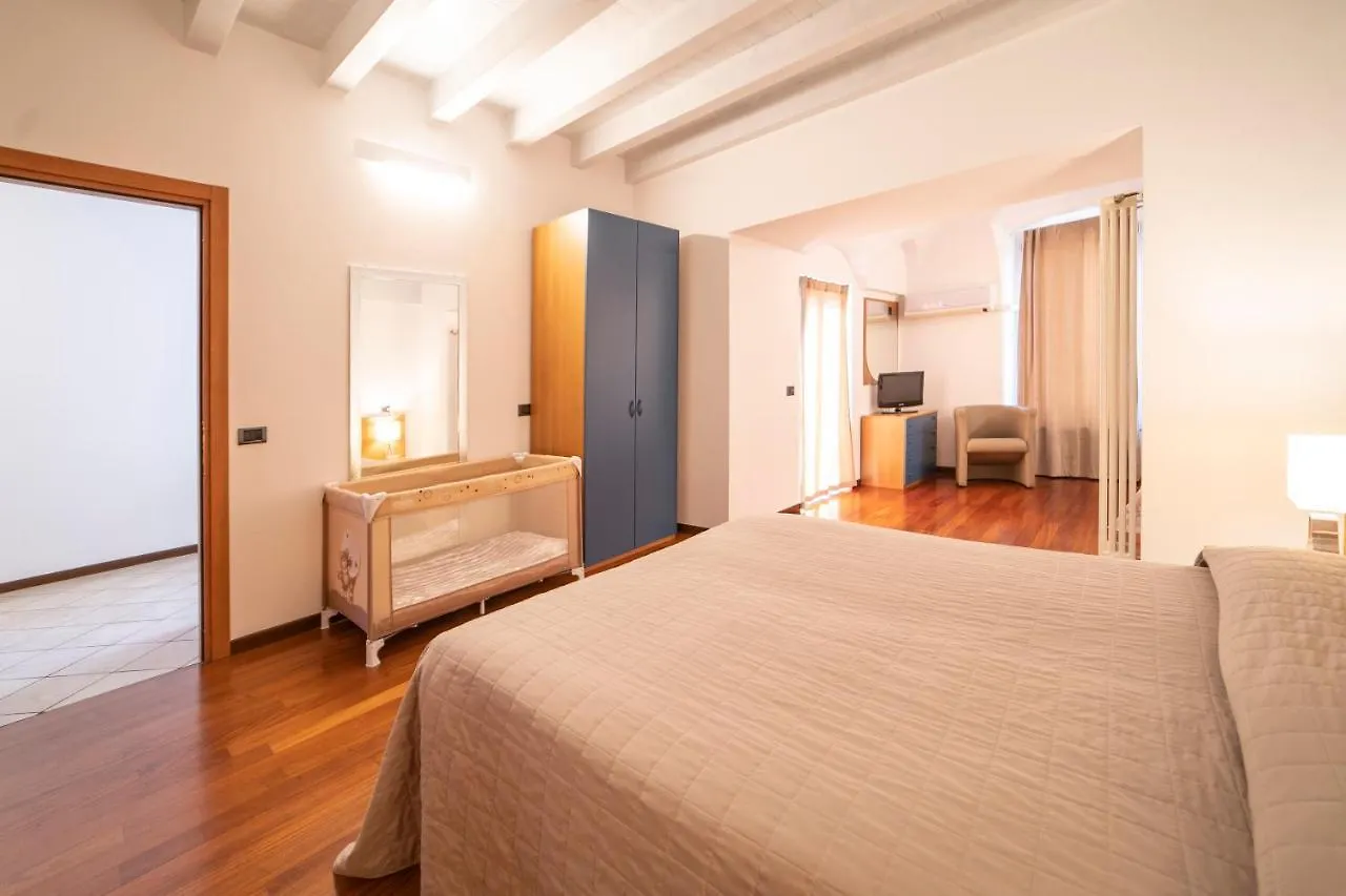 Bed & Breakfast Albergo Diffuso Vulcano Village Castro
