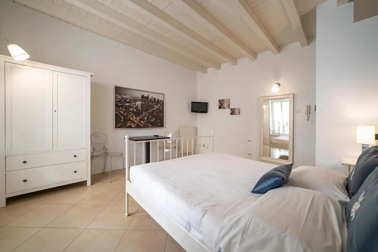 Albergo Diffuso Vulcano Village Castro  0*, Castro (Lombardy)
