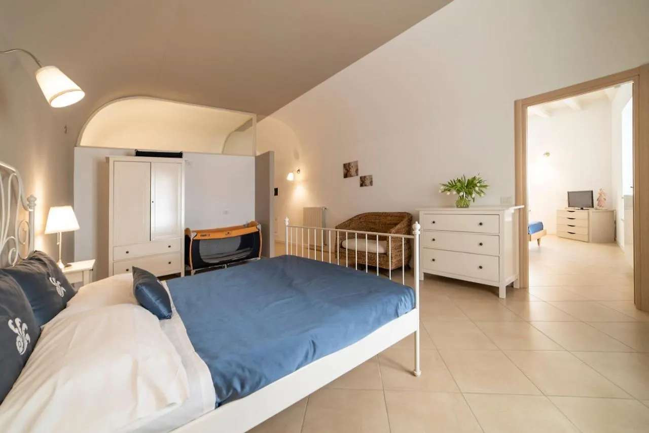 Bed & Breakfast Albergo Diffuso Vulcano Village Castro