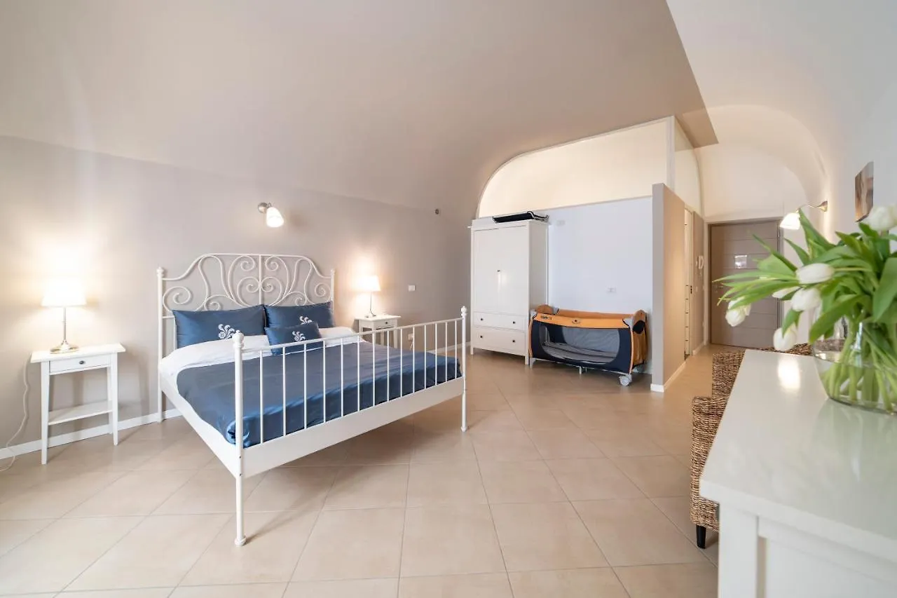 Albergo Diffuso Vulcano Village Castro  0*, Castro (Lombardy)