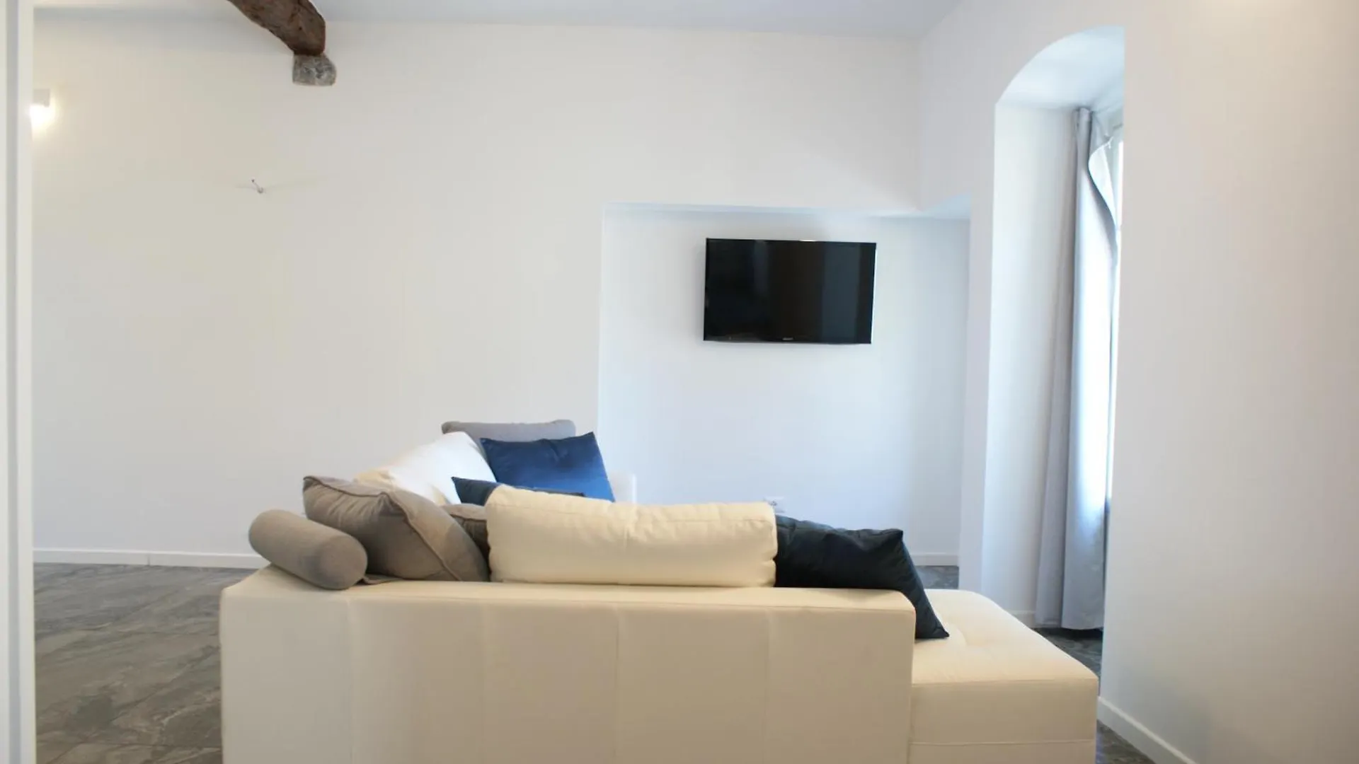 Albergo Diffuso Vulcano Village Castro  Bed & Breakfast