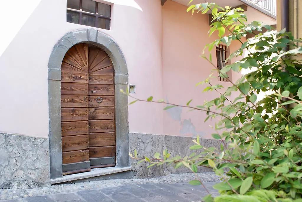 Bed & Breakfast Albergo Diffuso Vulcano Village Castro  Italy