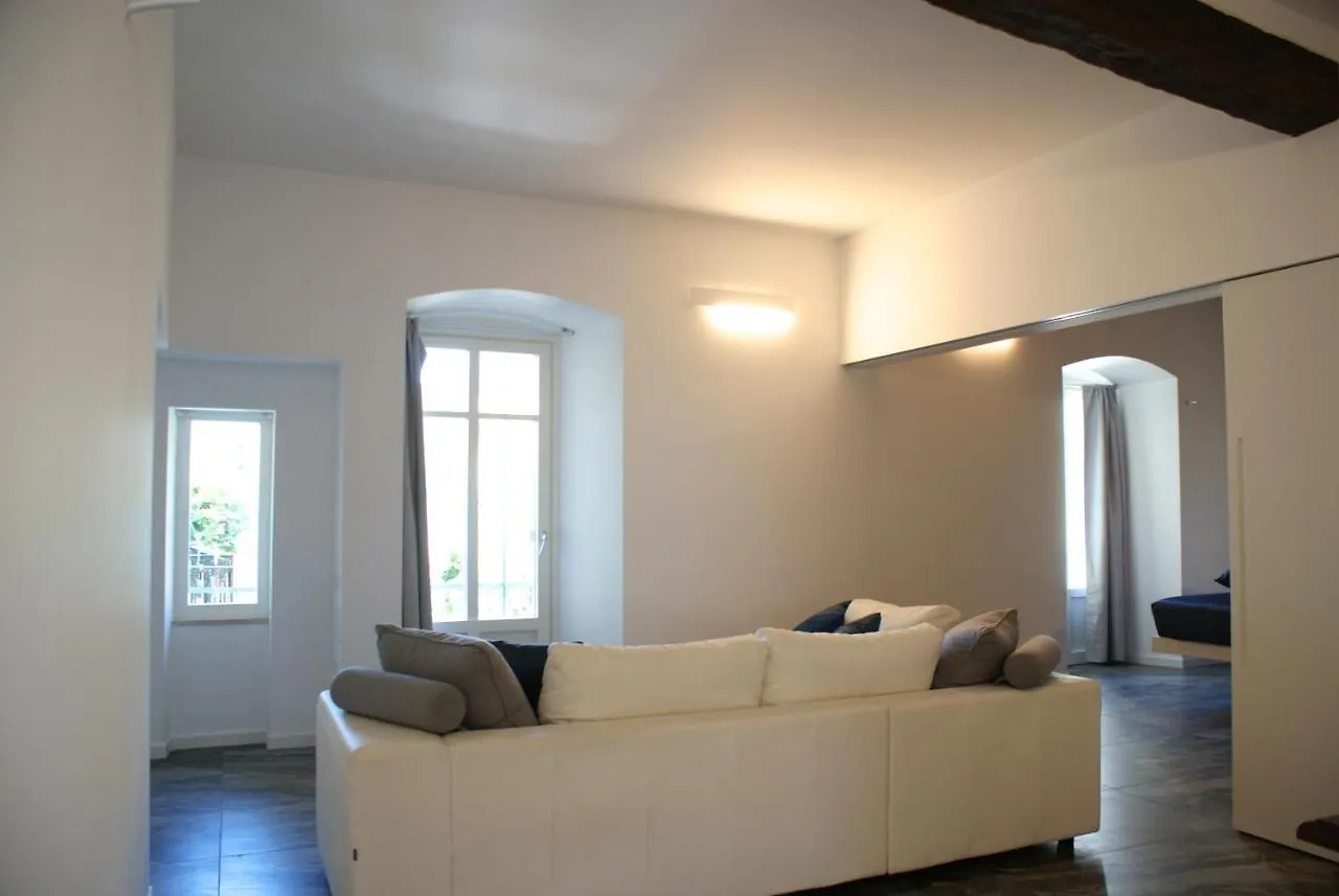 Bed & Breakfast Albergo Diffuso Vulcano Village Castro