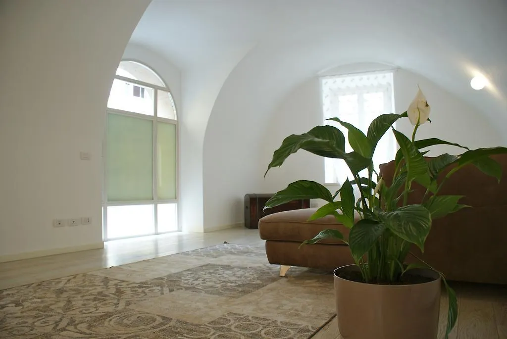 Albergo Diffuso Vulcano Village Castro  0*, Castro (Lombardy)